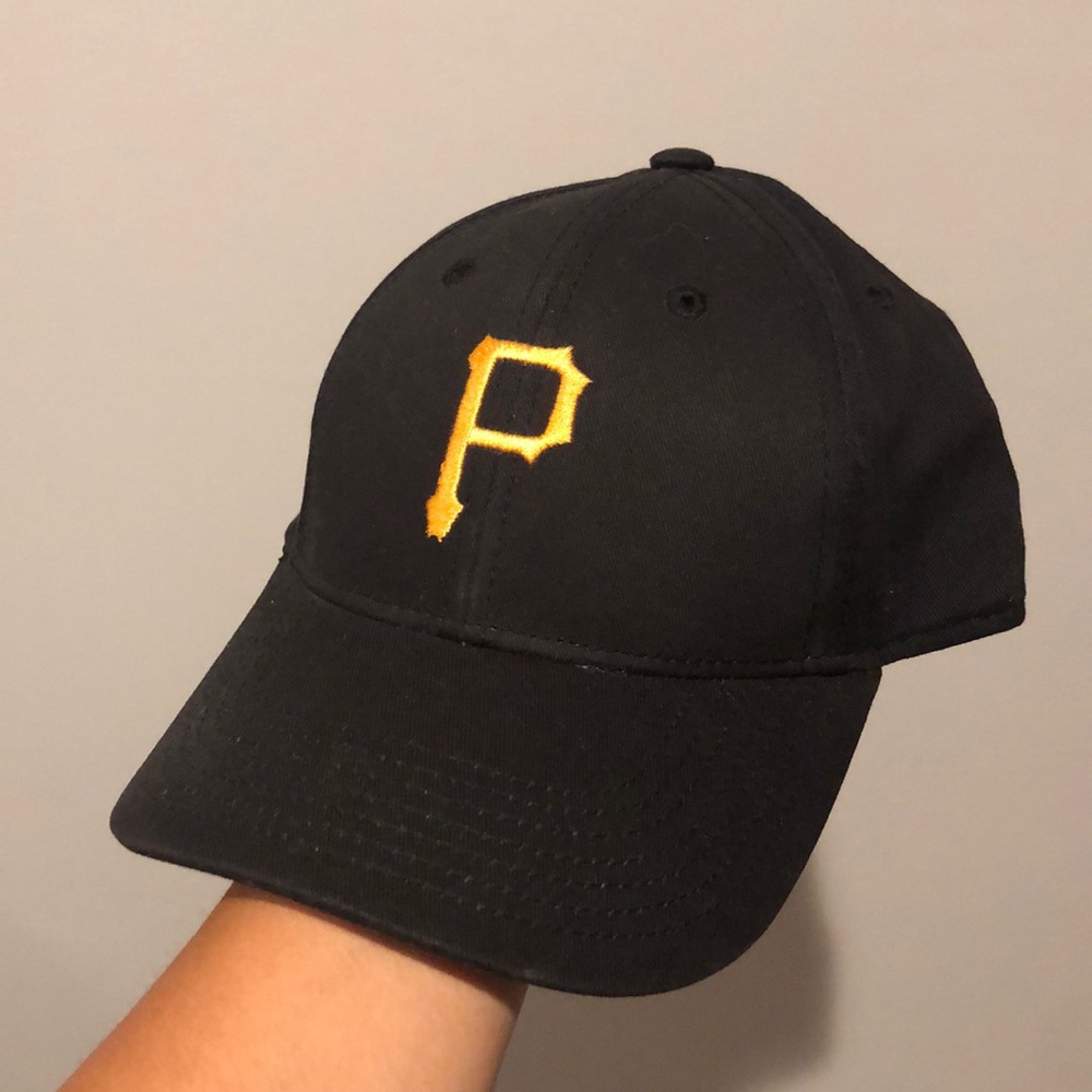 Pittsburgh Pirates MLB Genuine Merchandise Fan Favorite Kids Baseball Hat